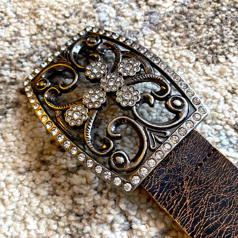 Vintage Guess rhinestone belt(Women’s).